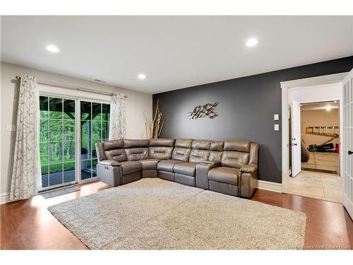 70 Red Maple Crt, Fredericton, NB 