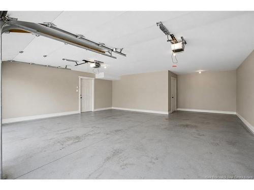 70 Red Maple Crt, Fredericton, NB 