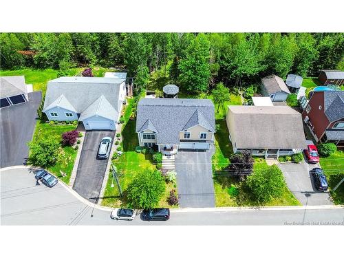 70 Red Maple Crt, Fredericton, NB 