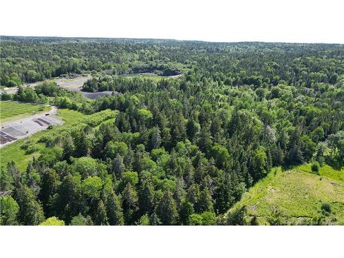 - Whistle Rd, Grand Manan, NB 
