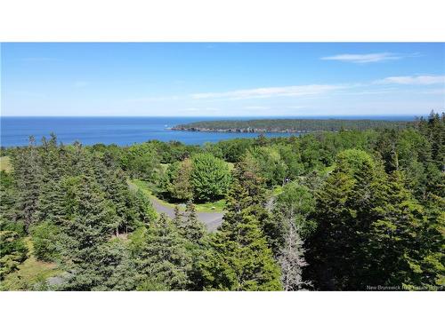 - Whistle Rd, Grand Manan, NB 