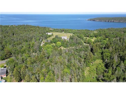 - Whistle Rd, Grand Manan, NB 