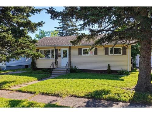201 Sumner Ave, Moncton, NB 