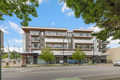 #206-15 Canada Ave  Duncan, BC V9L 1T3