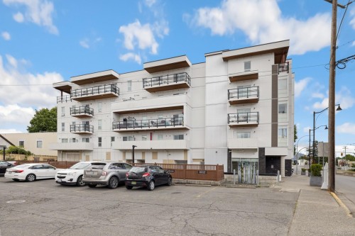 #206-15 Canada Ave, Duncan, BC 