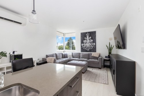 #206-15 Canada Ave, Duncan, BC 