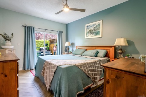 #10-2235 Harbour Rd, Sidney, BC 