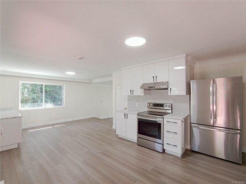3933 Saanich Rd, Saanich, BC 
