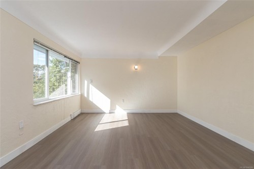 3933 Saanich Rd, Saanich, BC 