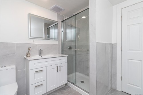 3933 Saanich Rd, Saanich, BC 