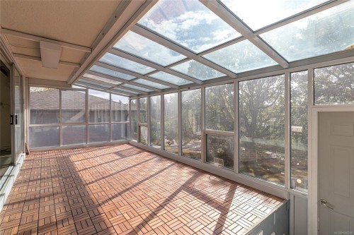 3933 Saanich Rd, Saanich, BC 