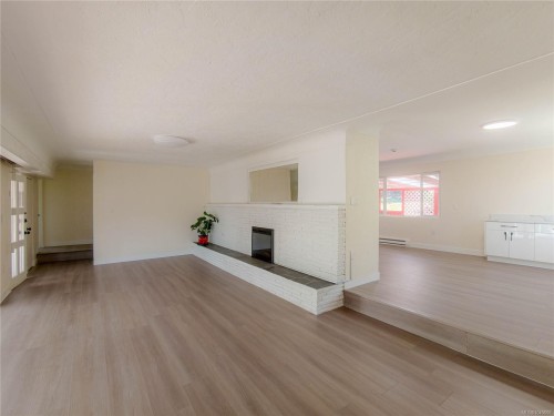3933 Saanich Rd, Saanich, BC 