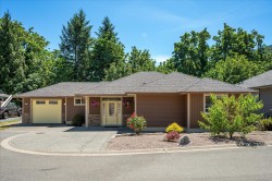 #6-313 Holland Creek Pl  Ladysmith, BC V9G 1T6