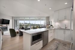 #301-3529 Dolphin Dr Nanoose Bay, BC V9P 9K1