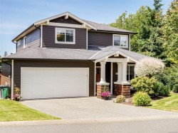 4086 Copperridge Lane Saanich, BC V8Z 0B2