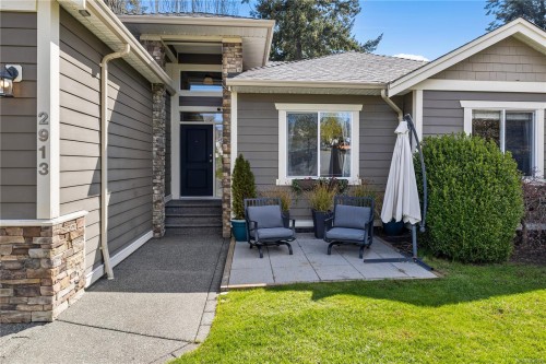 2913 Pacific View Terr, Campbell River, BC 