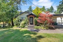 2876 Austin Ave Saanich, BC V9A 2K7