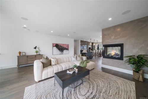 1221 Viewtop Rd, Duncan, BC 