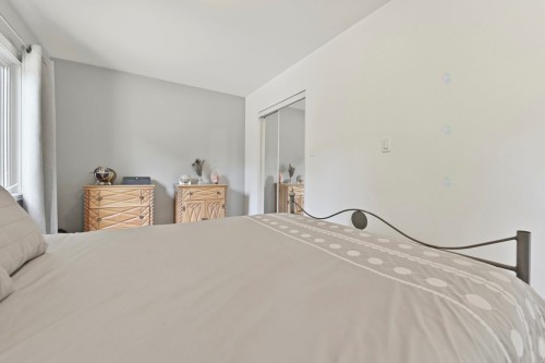 Chambre à coucher - 82 Ch. Richelieu, Saint-Mathias-Sur-Richelieu, QC 