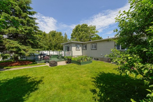 Cour - 82 Ch. Richelieu, Saint-Mathias-Sur-Richelieu, QC 