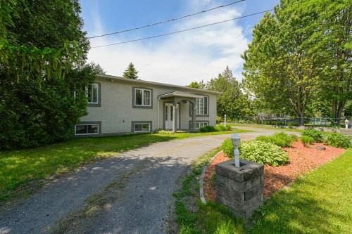 Façade - 82 Ch. Richelieu, Saint-Mathias-Sur-Richelieu, QC 