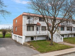 600  - 606 Av. de Cherbourg Laval (Chomedey), QC H7W 4V6