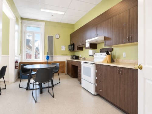 Kitchen - 1-11-37 Rue Notre-Dame O., Thetford Mines, QC - Indoor Photo Showing Kitchen