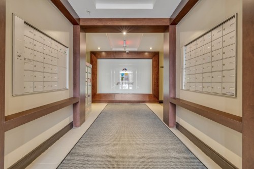 Mud Room - 202-598 8E Avenue, Québec (La Cité-Limoilou), QC 