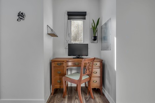 Office - 202-598 8E Avenue, Québec (La Cité-Limoilou), QC 