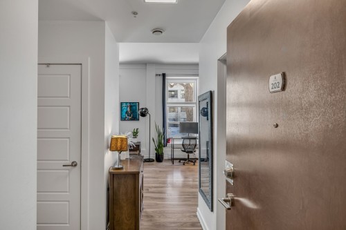 Mud Room - 202-598 8E Avenue, Québec (La Cité-Limoilou), QC 