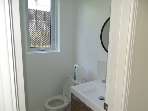 Powder room - 2280 Rue Nicolas-Perrot, Montréal (Ahuntsic-Cartierville), QC 