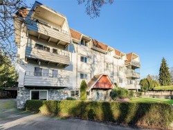#302-2340 Oak Bay Ave Oak Bay, BC V8R 1G9