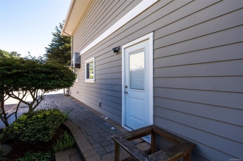 3966 Stan Wright Lane, Saanich, BC 
