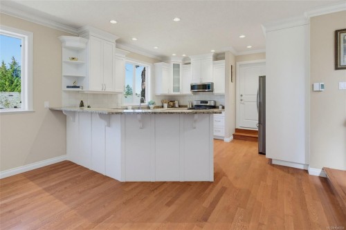 3966 Stan Wright Lane, Saanich, BC 