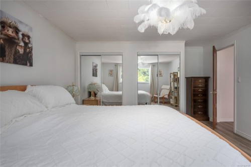8555 Maple Ridge Rd, Youbou, BC 
