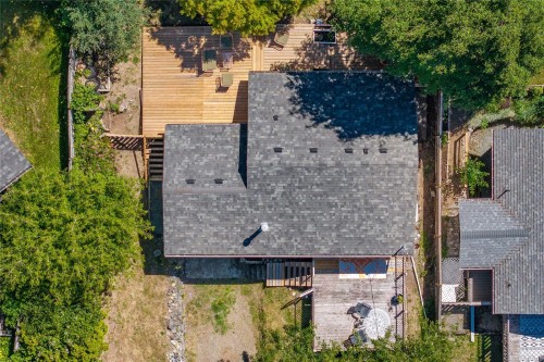 8555 Maple Ridge Rd, Youbou, BC 