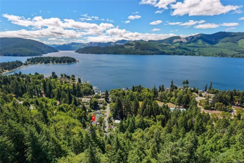 8555 Maple Ridge Rd, Youbou, BC 