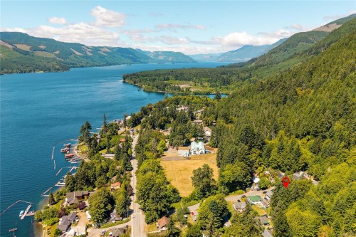 8555 Maple Ridge Rd, Youbou, BC 
