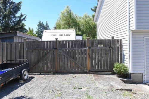 605 Pritchard Rd, Comox, BC 
