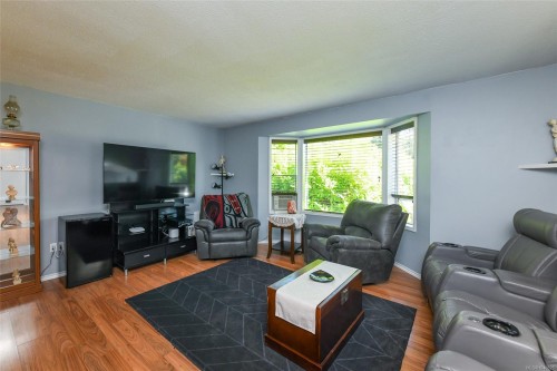605 Pritchard Rd, Comox, BC 