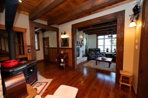 Living Room - 11 Ch. René, Val-D'Or, QC 