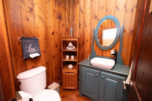 Powder room - 11 Ch. René, Val-D'Or, QC 