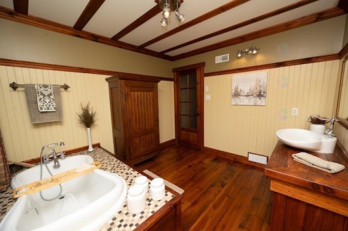 Master Bathroom - 11 Ch. René, Val-D'Or, QC 
