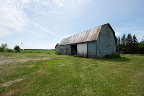 Barn - 11 Ch. René, Val-D'Or, QC 