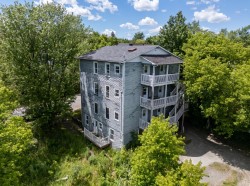 338  - 352 Rue Brooks Sherbrooke (Les Nations), QC J1H 4Y3
