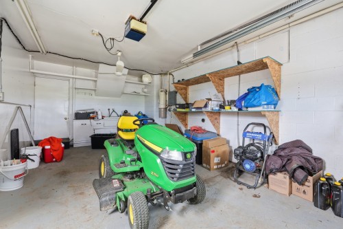 Garage - 975 Route 137, La Présentation, QC 