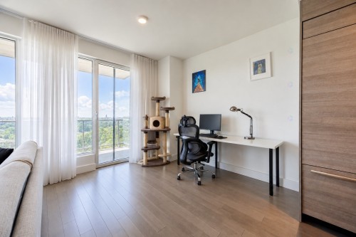 Bureau - 910-9 Boul. Des Prairies, Laval (Laval-Des-Rapides), QC 