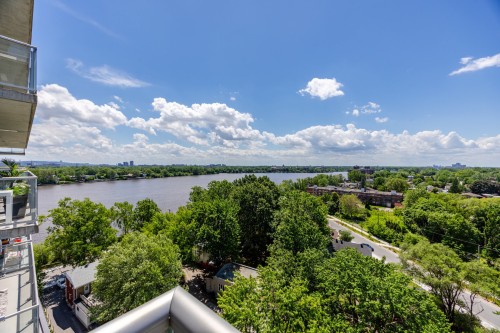 Balcon - 910-9 Boul. Des Prairies, Laval (Laval-Des-Rapides), QC 