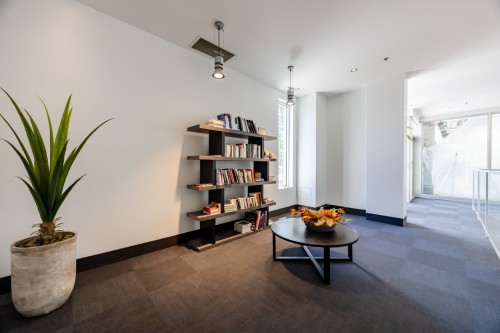 Salle communautaire - 910-9 Boul. Des Prairies, Laval (Laval-Des-Rapides), QC 