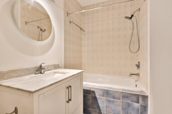 Salle de bains attenante à la CCP - 